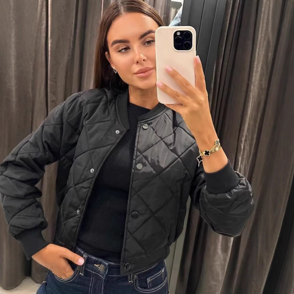Damen gesteppte Kurzjacke mit praktischem Knopfverschluss Heidi-Mode