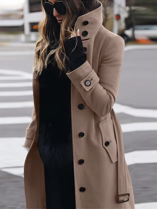 Damen modischer Trenchcoat mit hohem Kragen und eleganten Knopfdetails Heidi-Mode