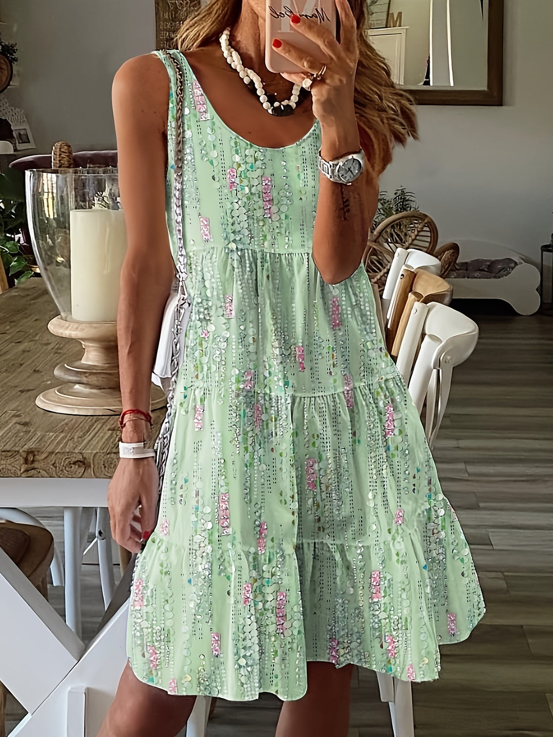 Heidi Mode | Bedrucktes lockeres Kleid mit Rundhalsausschnitt