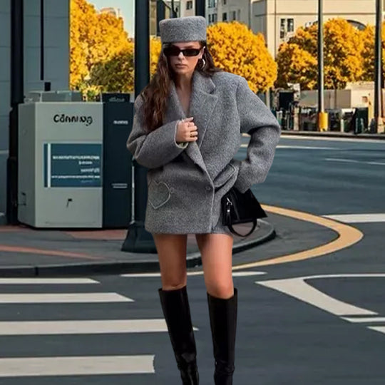 Damen Trendiger Überwurf-Blazer aus Wollmischung mit Herz-Detail Heidi-Mode