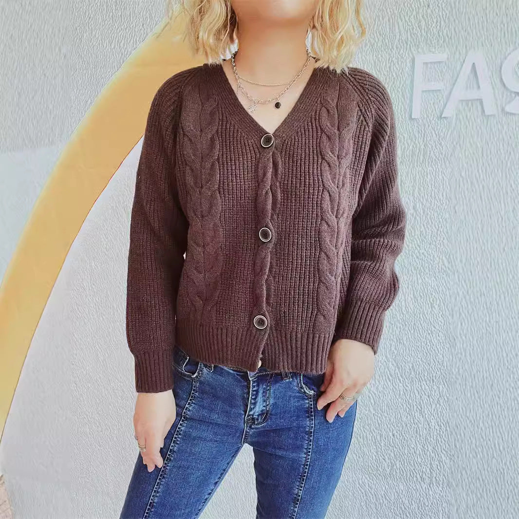 Damen Strickjacke mit Zopfdesign und bequemen Knopfdetails Heidi-Mode
