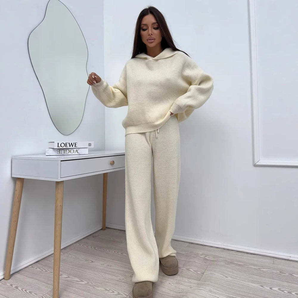 Damen lässiger Strick-Loungewear-Anzug mit weitem Schnitt und Kapuze Heidi-Mode