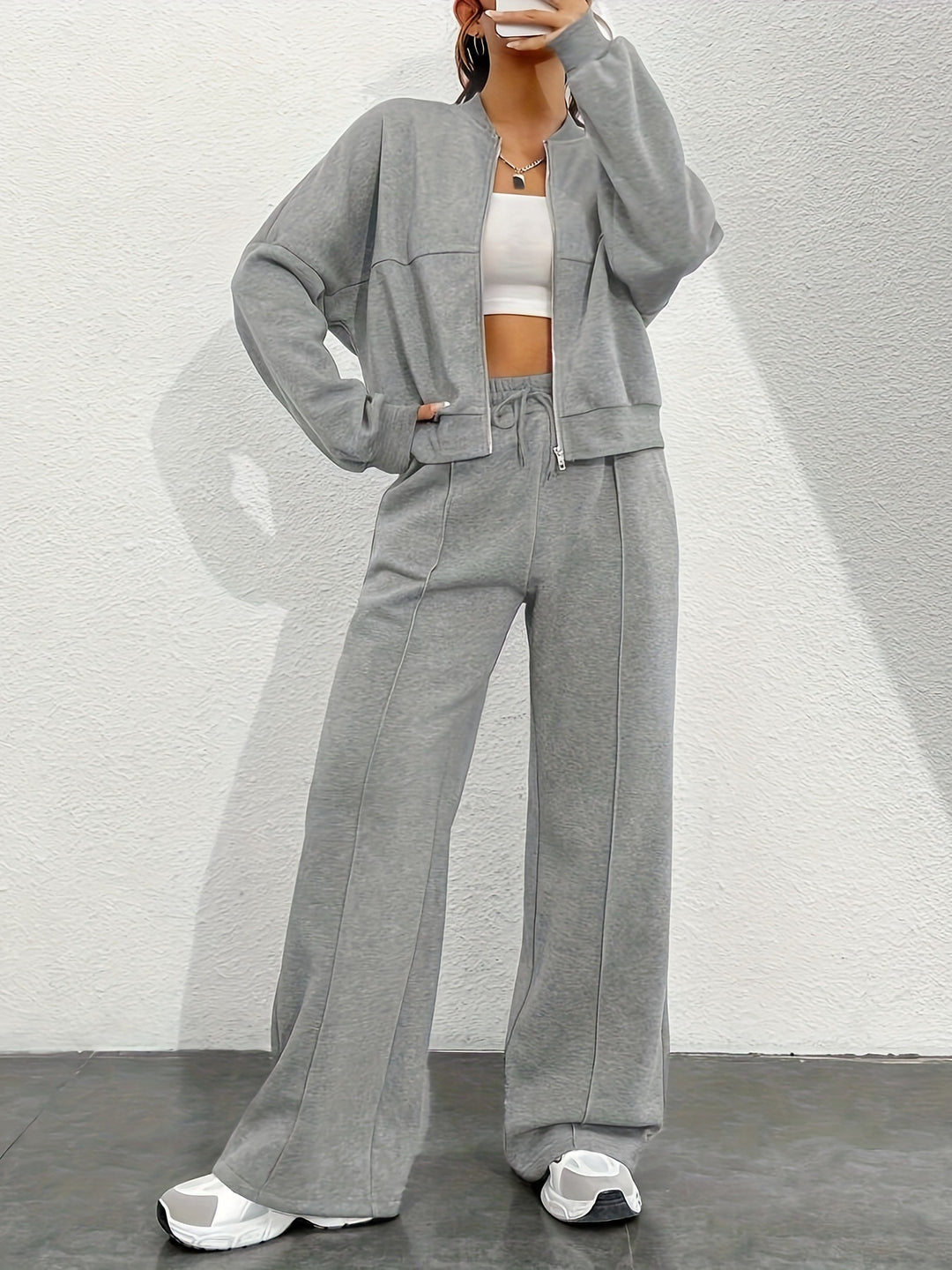 Damen lässiger Sweat-Anzug mit komfortablem Schnitt und praktischen Taschen Heidi-Mode