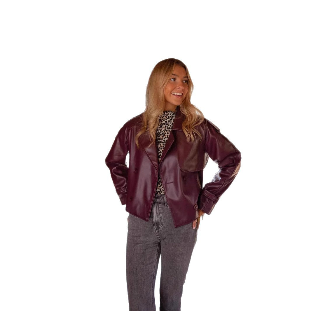 DamenModerne Jacke aus Kunstleder mit Taillengürtel und doppelt gestepptem Design Heidi-Mode