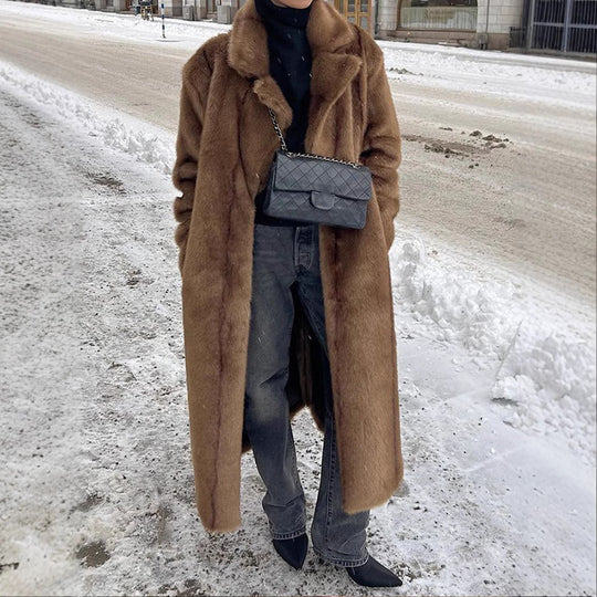 Damen Langer Kunstfellmantel mit breitem Revers und lässigem Schnitt Heidi-Mode