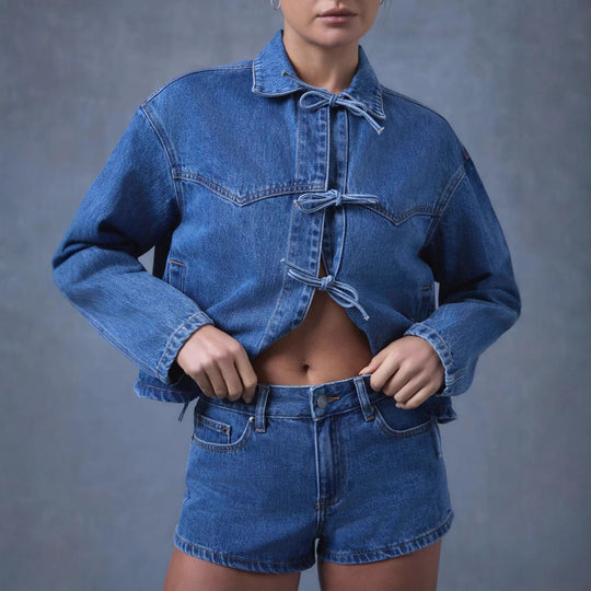Damen lässige Jeansjacke mit einzigartigem Bindegürtel und trendigem cropped Schnitt Heidi-Mode