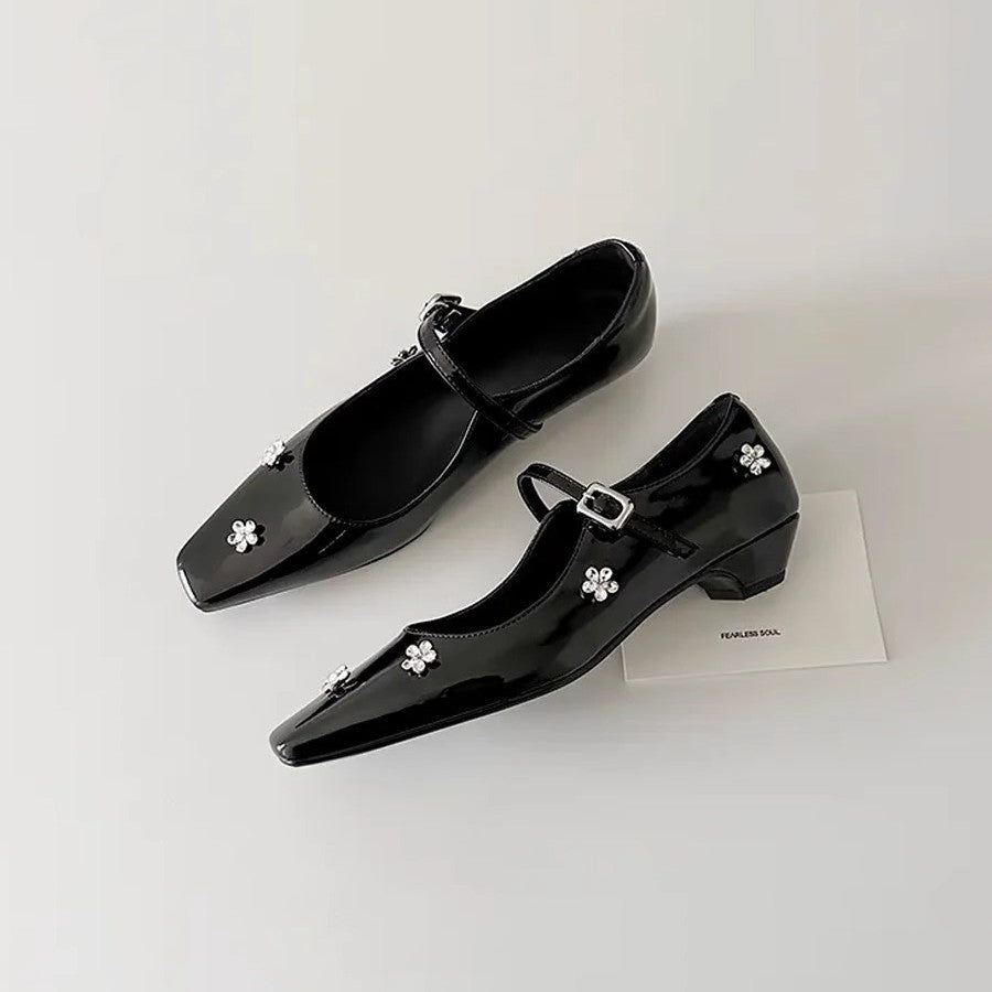 Damen elegante spitze Mary Jane Flache mit Blumenakzenten Heidi-Mode