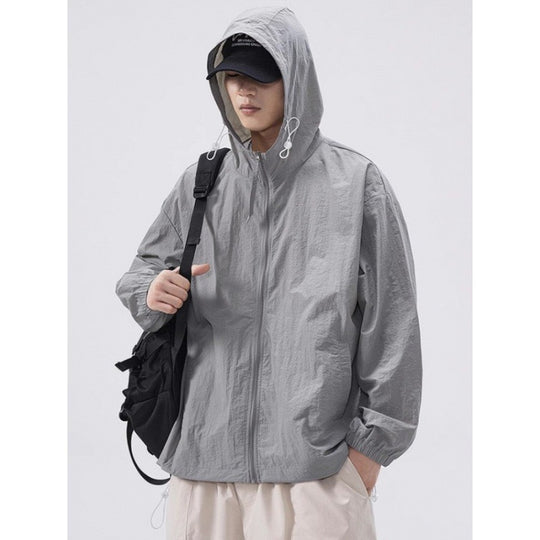 Herren leichte Windjacke mit praktischen Taschen und verstellbarem Kapuzen-Design Heidi-Mode