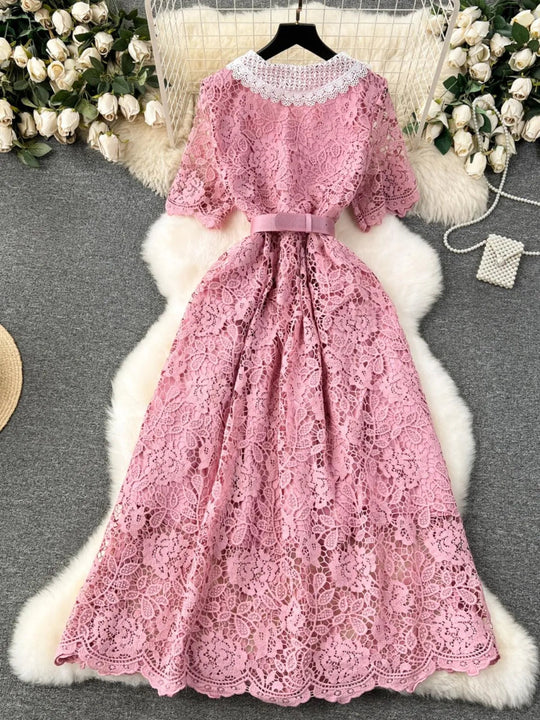Heidi-Mode | Mittel langes Spitzenkleid
