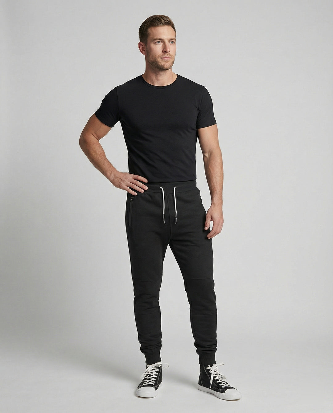 Jogginghose Herren sportlich mit funktionalen Taschen