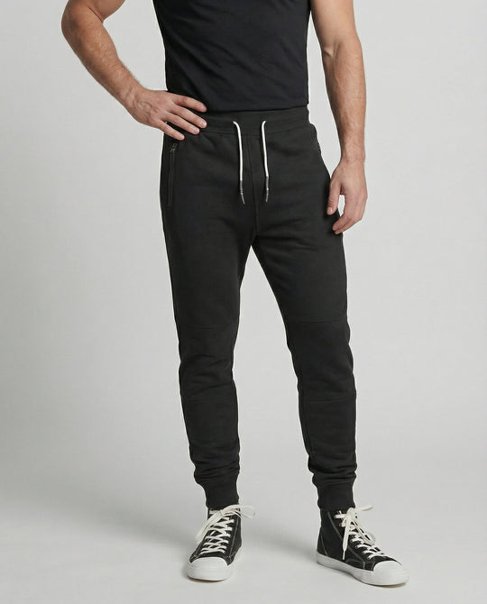 Jogginghose Herren sportlich mit funktionalen Taschen