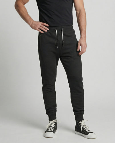 Jogginghose Herren sportlich mit funktionalen Taschen