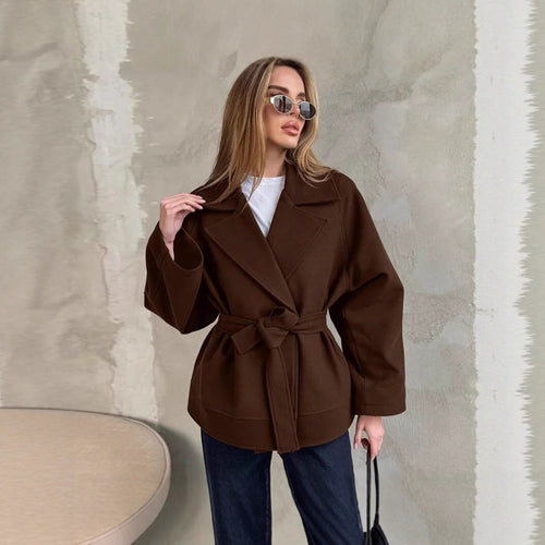 Damen Modische Wickeljacke aus hochwertigem Material mit taillierbarem Gürtel Heidi-Mode
