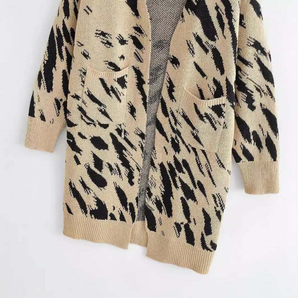 Damen Grobstrick-Cardigan mit modischem Leopardenmuster und praktischen Taschen Heidi-Mode