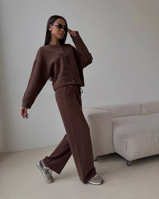 Damen lässiger Sweat-Pullover mit Knopfleiste und bequemen Jogginghose Heidi-Mode