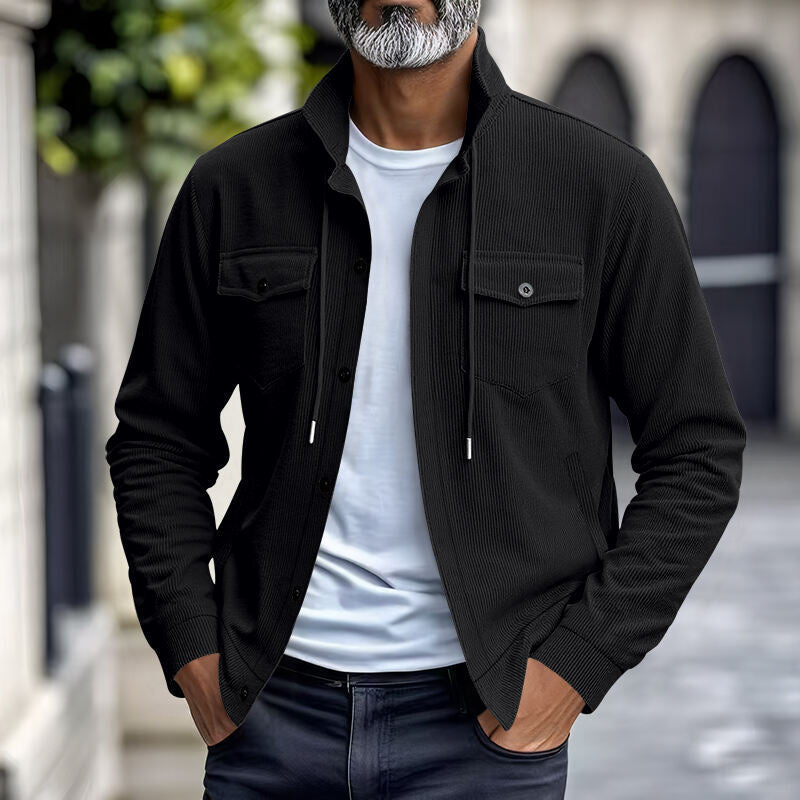 Herren Cordjacke mit vertikaler Struktur und praktischen Brusttaschen Heidi-Mode