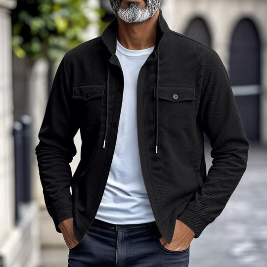 Herren Cordjacke mit vertikaler Struktur und praktischen Brusttaschen Heidi-Mode