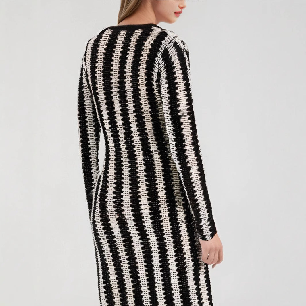 Damen Designer-Strickkleid mit asymmetrischem Schnitt und grafischem Muster Heidi-Mode