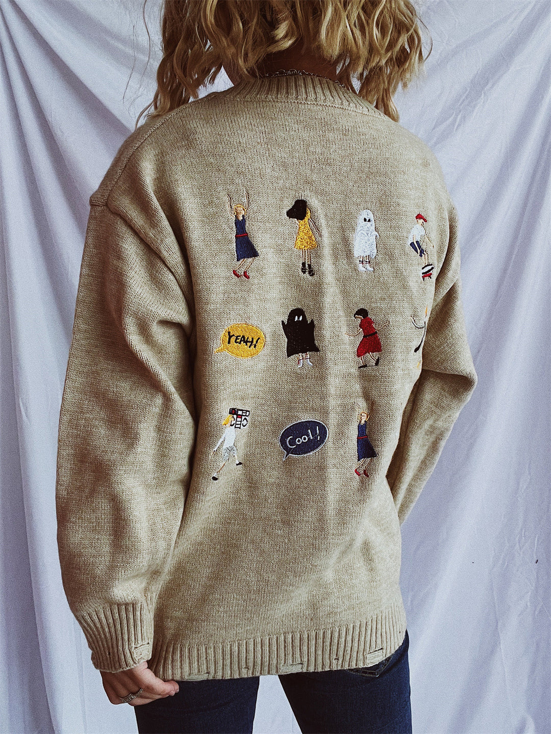 Damen pullover mit bunten Stickmotiven und lässigem Schnitt Heidi-Mode