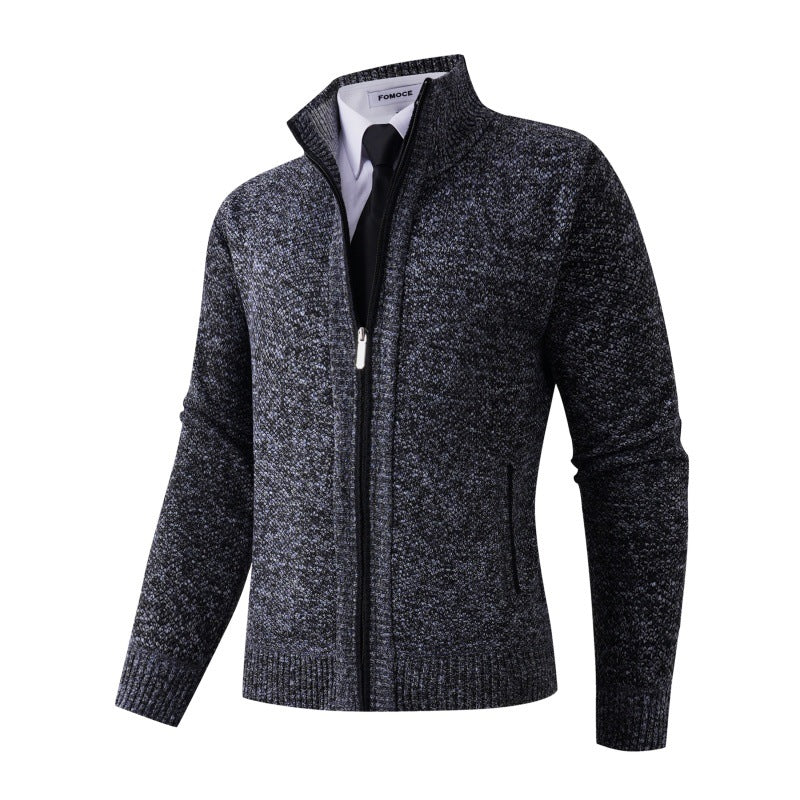 Herren stylische Strickjacke mit hohem Kragen und praktischen Taschen Heidi-Mode