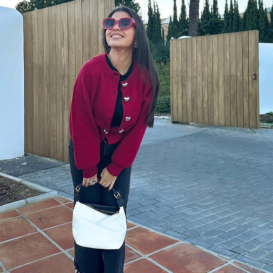 Damen Pullover mit Herzknöpfen und Puffärmeln Heidi-Mode