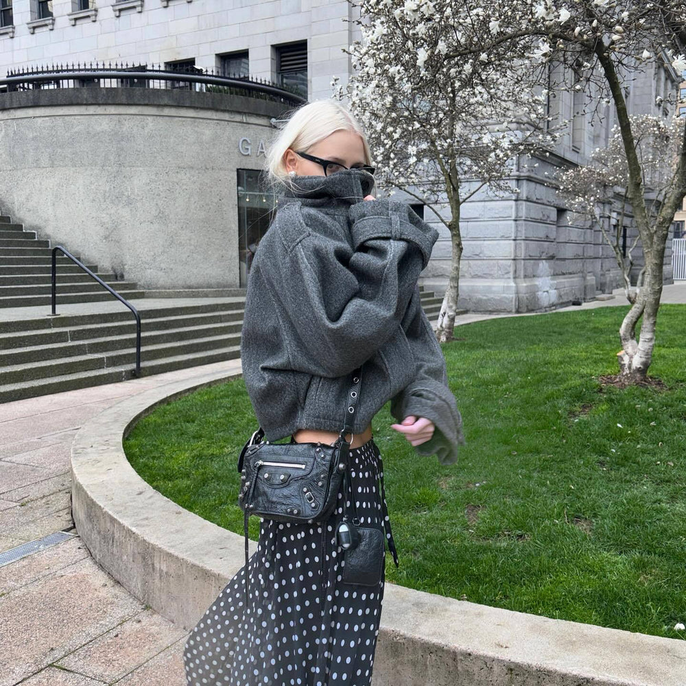 Damen Oversized Wolljacke mit elegantem Schnitt und praktischen Taschen Heidi-Mode