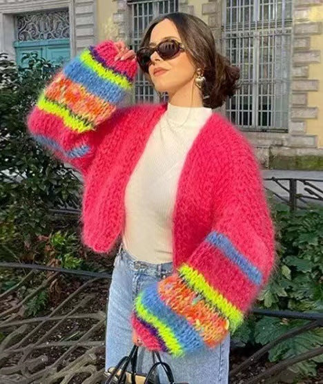 Damen Strickjacke mit voluminösen Ärmeln und farbverlaufendem Design Heidi-Mode