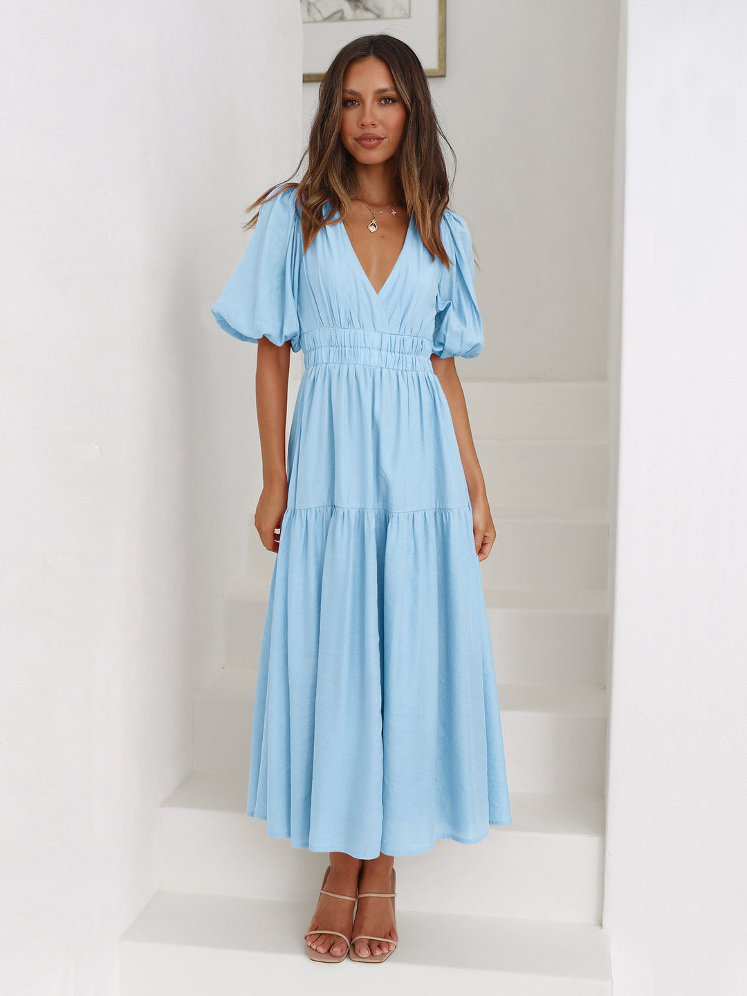 Damen Maxikleid mit voluminösen Puffärmeln und tiefer V-Ausschnittgestaltung Heidi-Mode