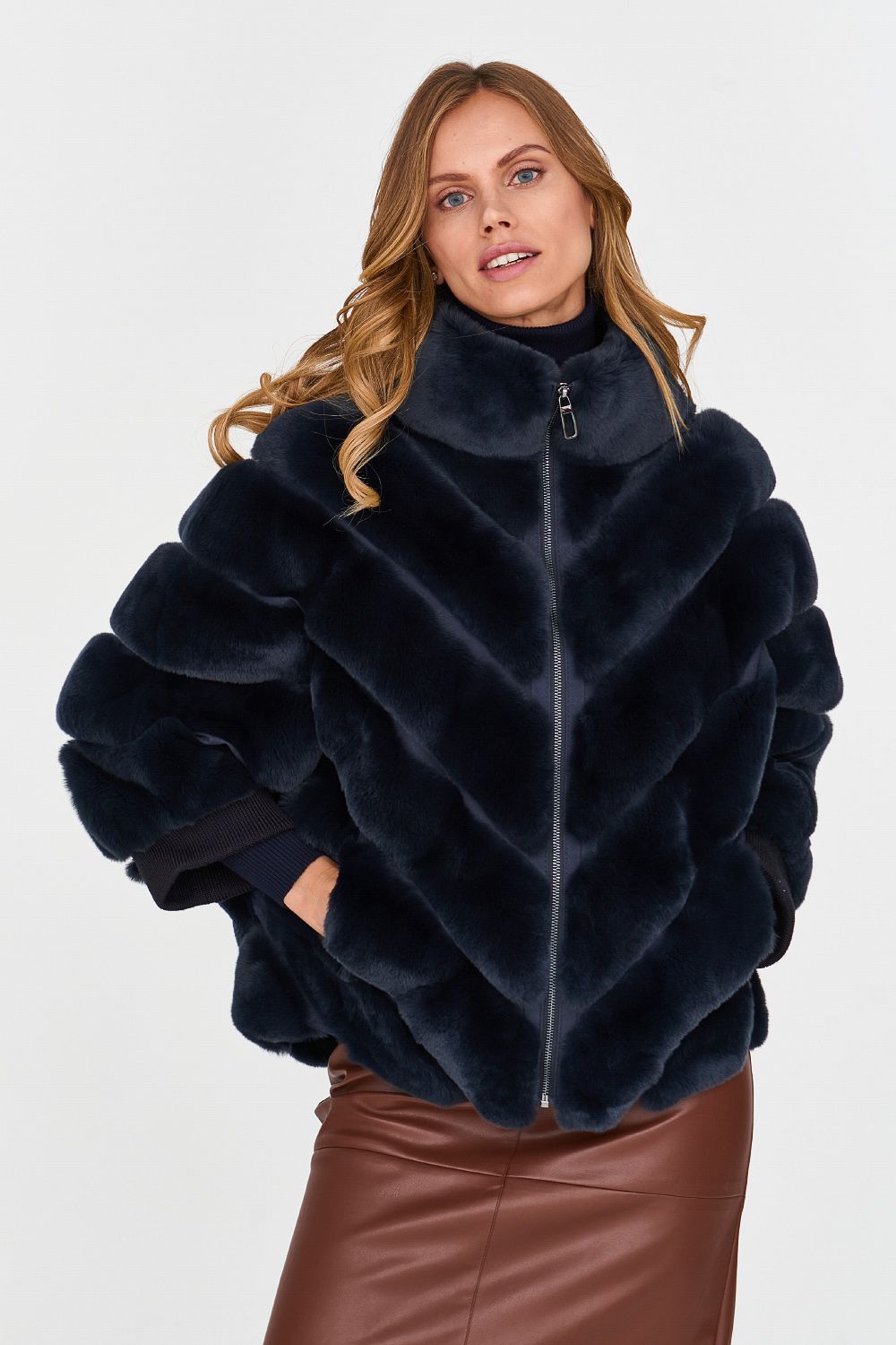 Damen Kuschelige Kunstpelzjacke mit Steppdesign Heidi-Mode