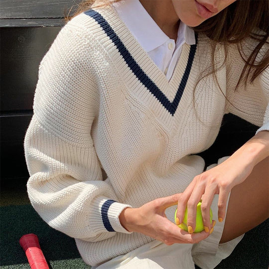 Damen lässiger Pullover mit tiefem V-Ausschnitt und Kontraststreifen Heidi-Mode