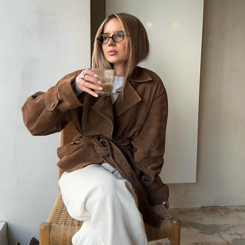 Damen Modische Wildleder-Trenchjacke mit schickem Gürtel Heidi-Mode