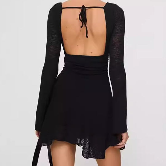 Damen Verspielt geschnittenes Minikleid mit V-Ausschnitt und langen Ärmeln Heidi-Mode