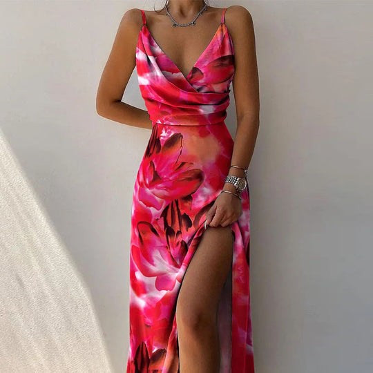 Heidi Mode | Kleid mit Hosenträgern und V-Ausschnitt mit geteiltem Print