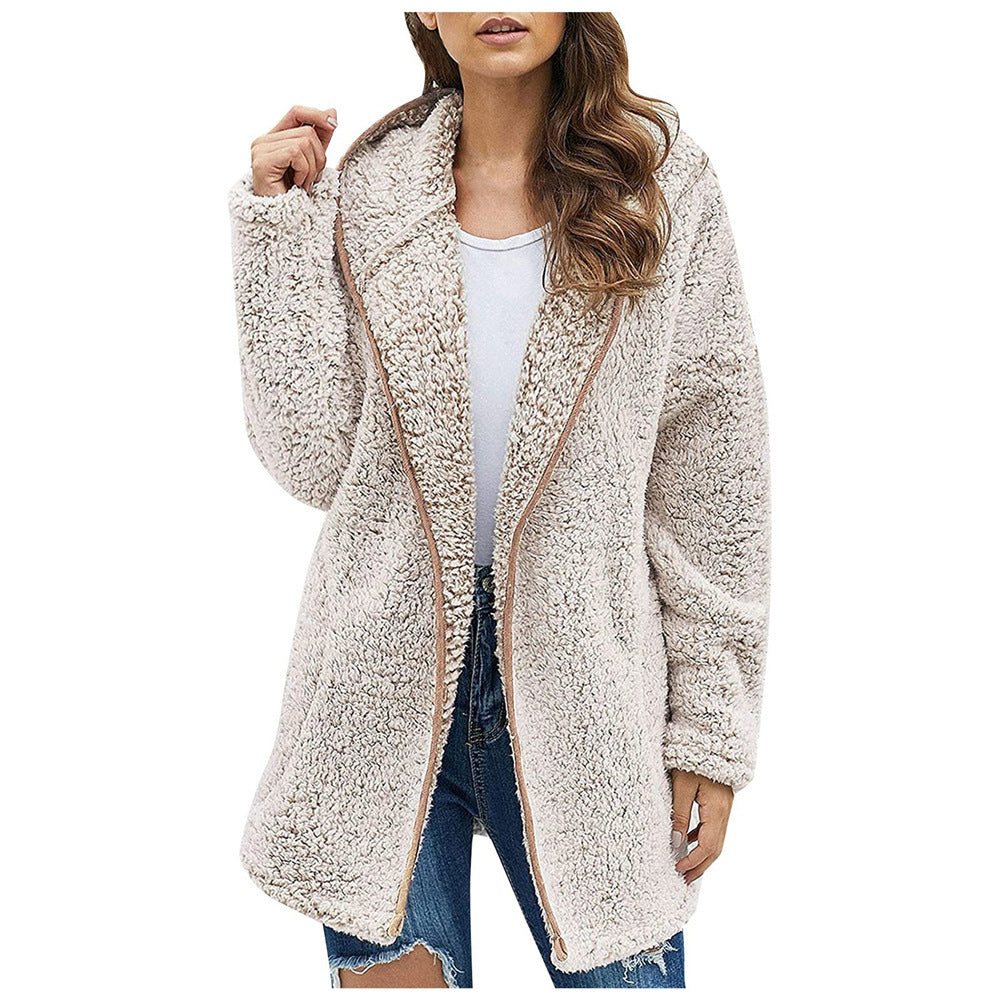 Damen Flauschige Kapuzenjacke im oversized Schnitt mit Eingrifftaschen und Reißverschluss Heidi-Mode