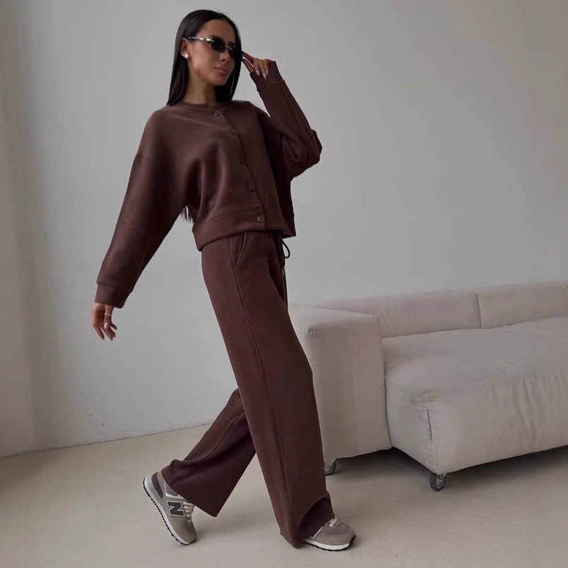 Damen lässiger Sweat-Pullover mit Knopfleiste und bequemen Jogginghose Heidi-Mode