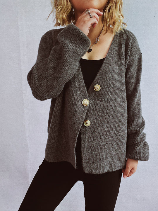 Damen lässiger Strickcardigan mit dekorativen Knopfdetails Heidi-Mode