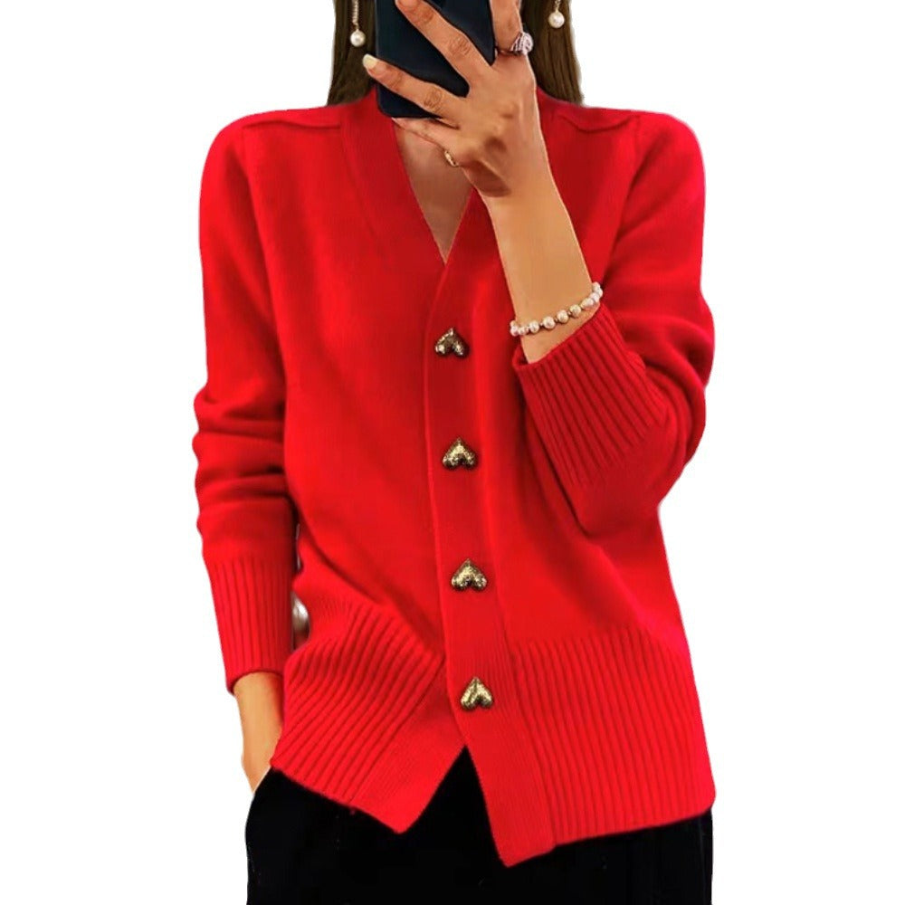 Damen kuschelige Strickjacke mit Herzknöpfen und V-Ausschnitt Heidi-Mode