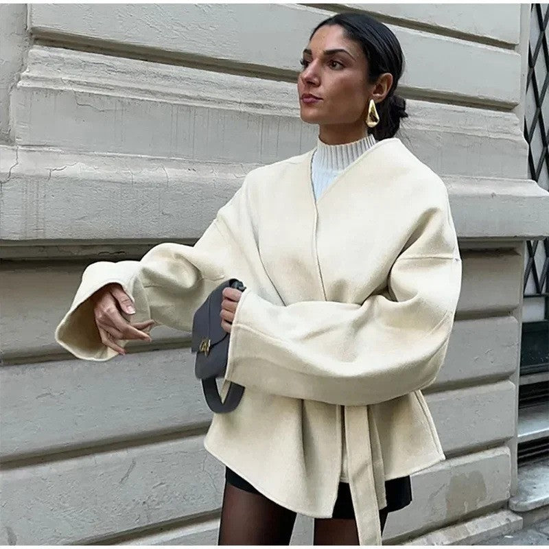 Damen modischer Oversized-Mantel mit innovativem Wickeldesign Heidi-Mode