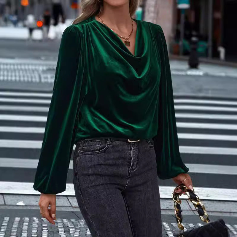 Damen elegante Bluse aus samtigem Material mit Drapé-Ausschnitt Heidi-Mode