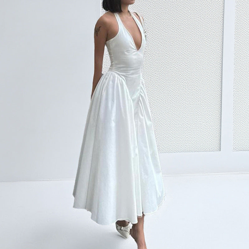 Damen Maxikleid mit tiefem V-Ausschnitt und schwingendem Rock Heidi-Mode