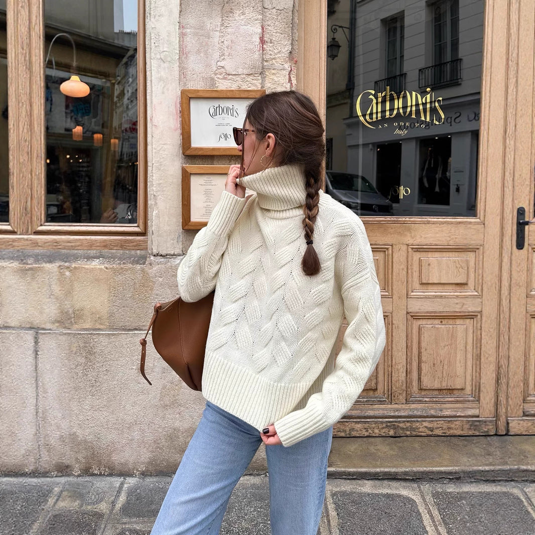 Damen gemütlicher Pullover mit hohem Kragen und Kabelstrick Heidi-Mode