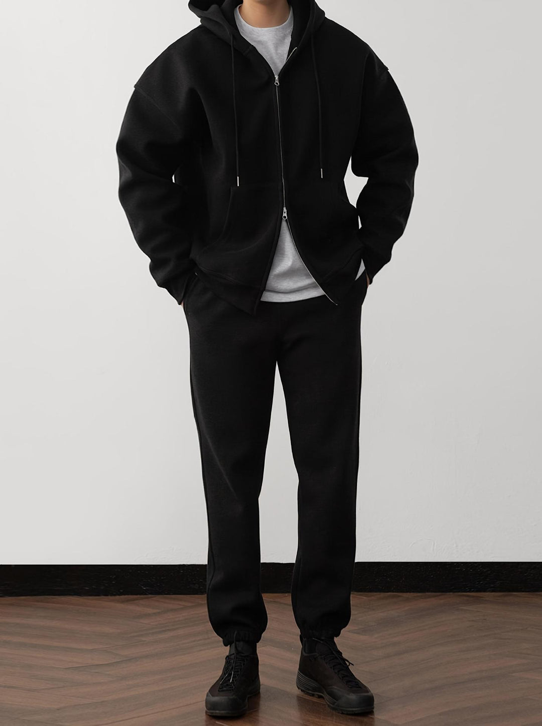 Herren bequeme Freizeitjacke mit passender Jogginghose Heidi-Mode