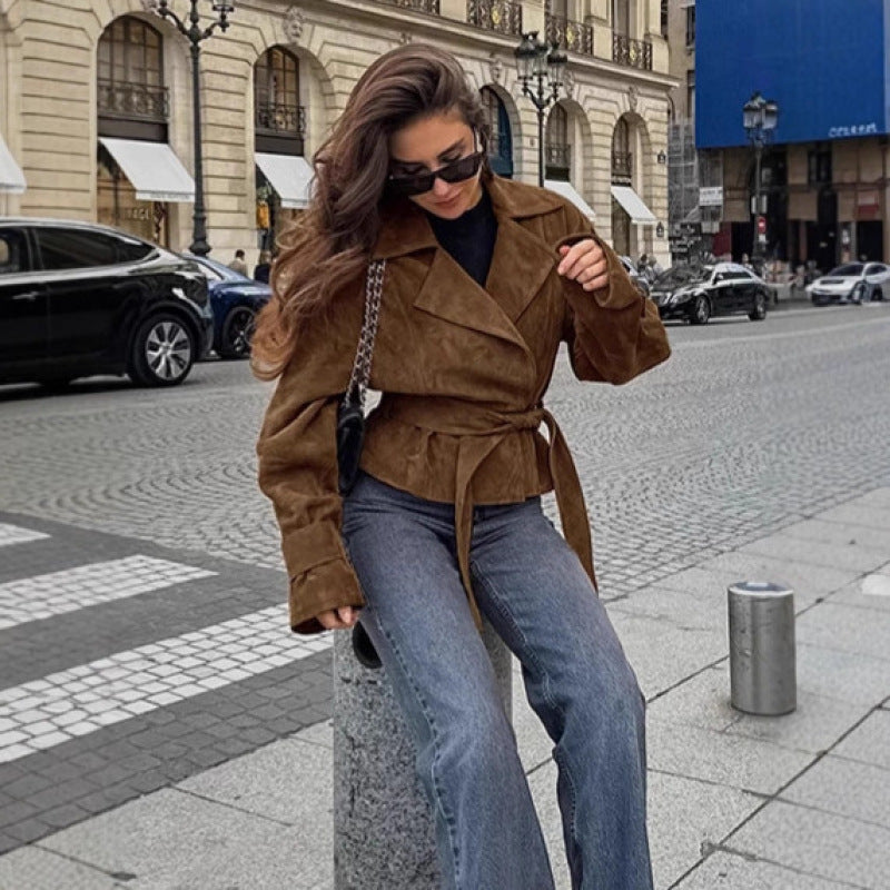 Damen Modische Wildlederjacke mit Gürtel und tailliertem Schnitt Heidi-Mode