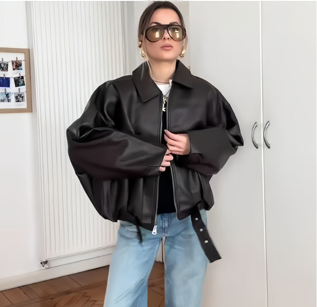 Damen Oversized Kunstlederjacke mit großzügigem Schnitt und modischen Details Heidi-Mode