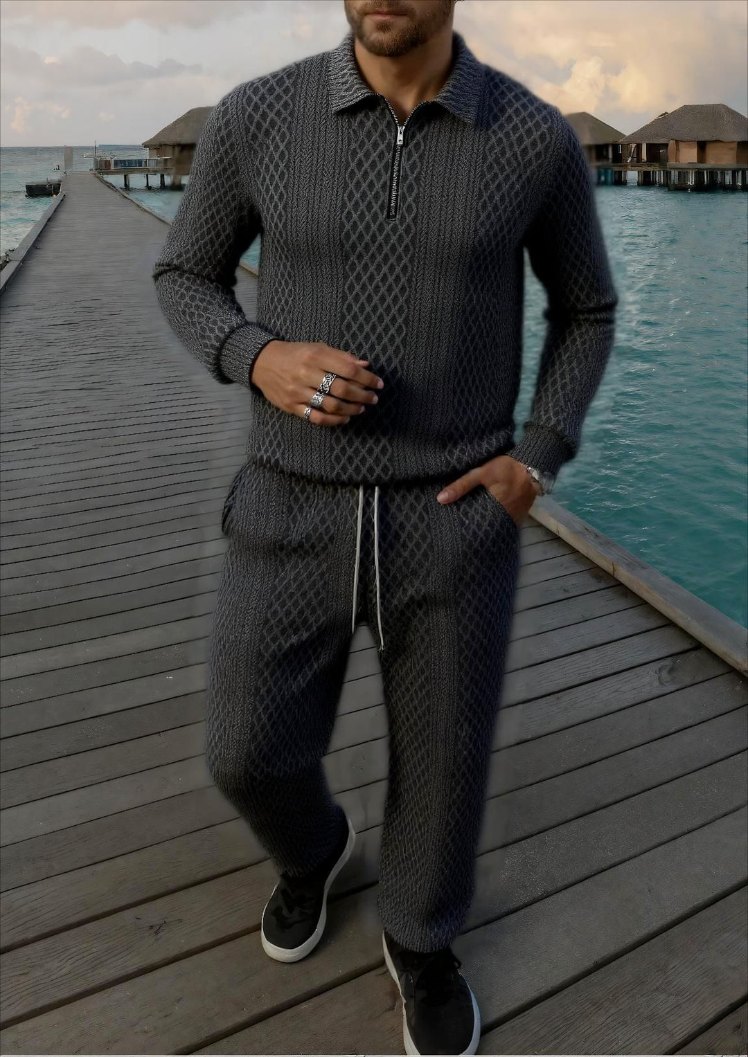 Herren Elegantes Strickanzug aus atmungsaktivem Material mit Stehkragen Heidi-Mode