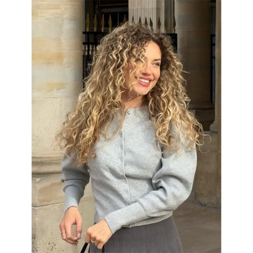 Damen modische Strickjacke mit plissierten Ärmeln und Knopfdetails Heidi-Mode