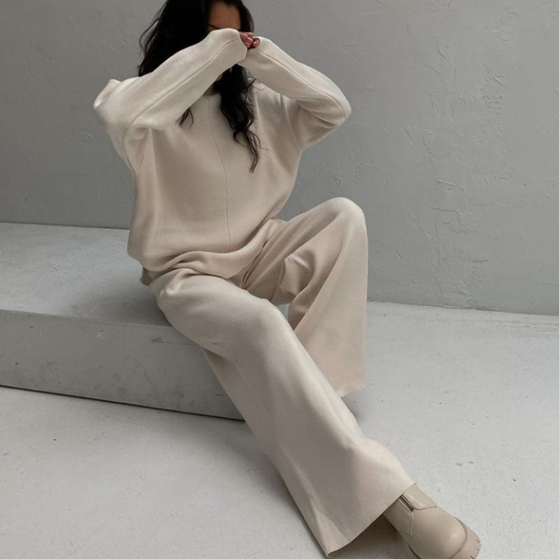 Damen Set aus gemütlichem Oversized-Pullover und lässiger Stoffhose Heidi-Mode