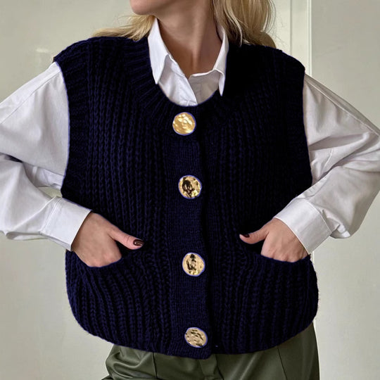 Damen Strickweste mit Knopfdetaillierung und praktischen Taschen Heidi-Mode