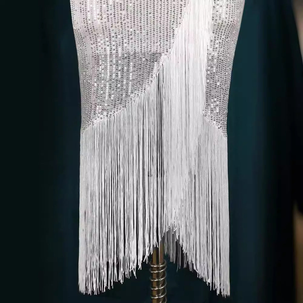 Damen Abendkleid mit glitzerndem Paillettenbesatz und fransierenden Akzenten Heidi-Mode