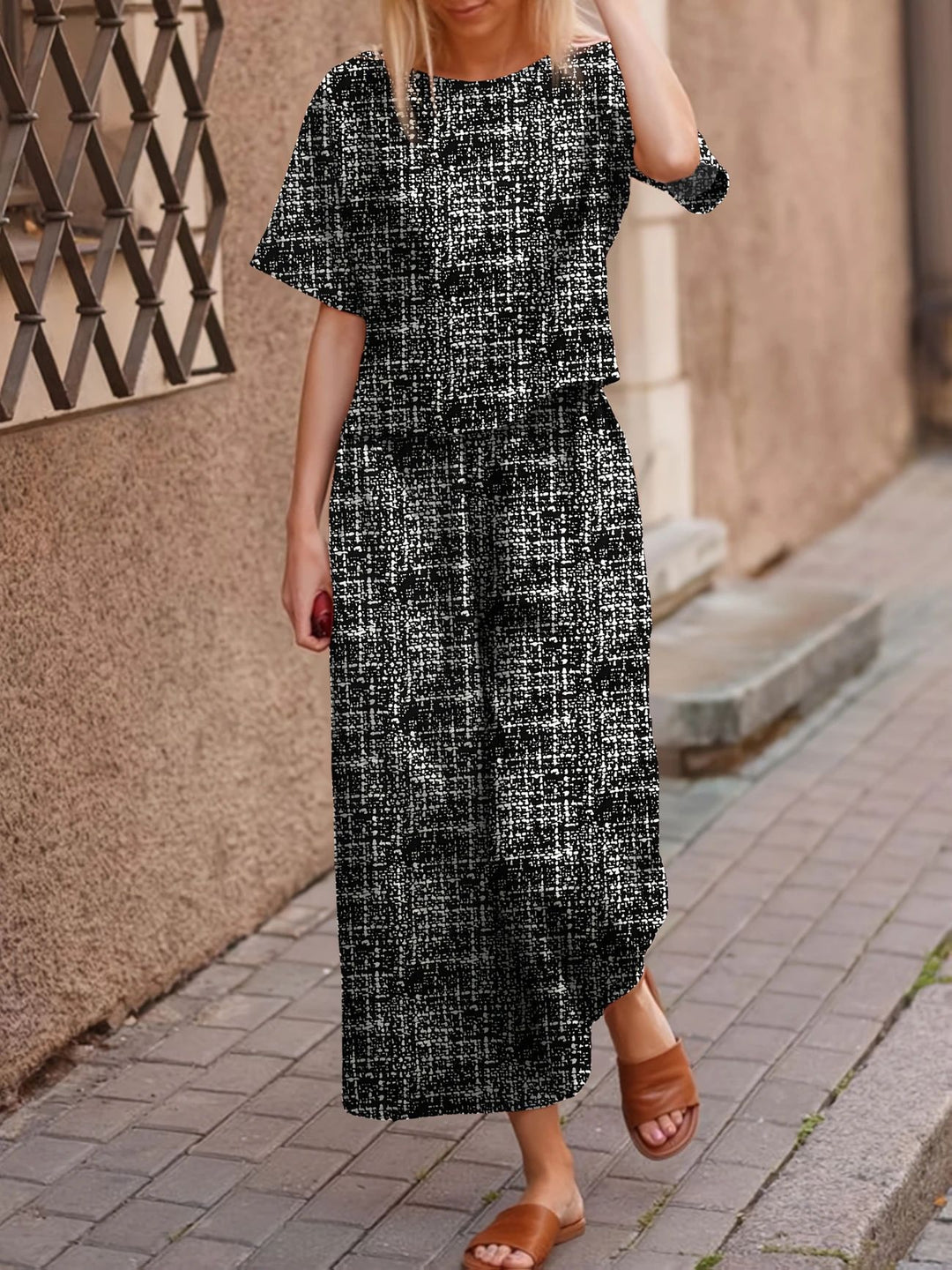 Damen entspannter Zweiteiler mit weitem Schnitt und modischem Grafikdesign Heidi-Mode